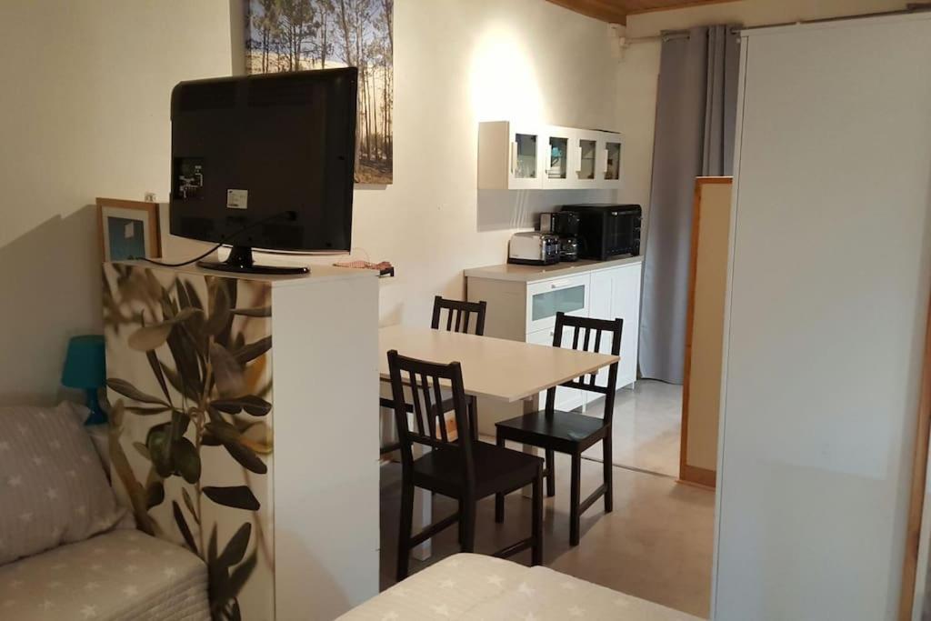 Le Chai De L'Ocean - Studio Avec Jardin Et Terrasse - Plage 300 M Soulac-sur-Mer Bagian luar foto