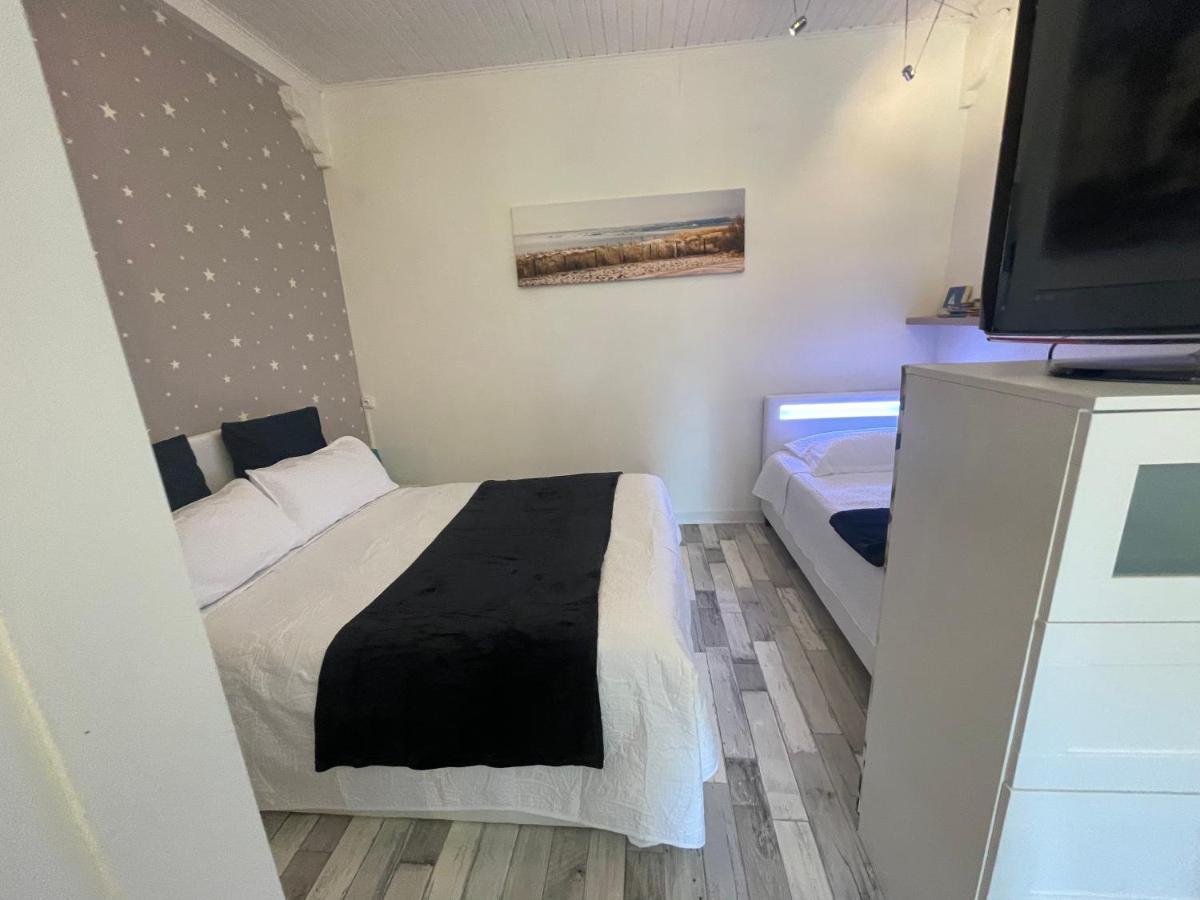 Le Chai De L'Ocean - Studio Avec Jardin Et Terrasse - Plage 300 M Soulac-sur-Mer Bagian luar foto